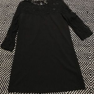 Long sleeve lace tunic dress